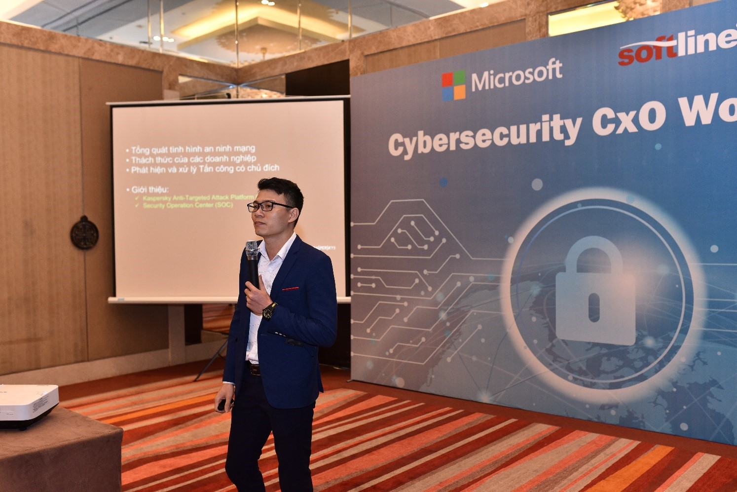 Mr. Huan Nguyen - representative of Kaspersky company was sharing antivirus software to enterprises